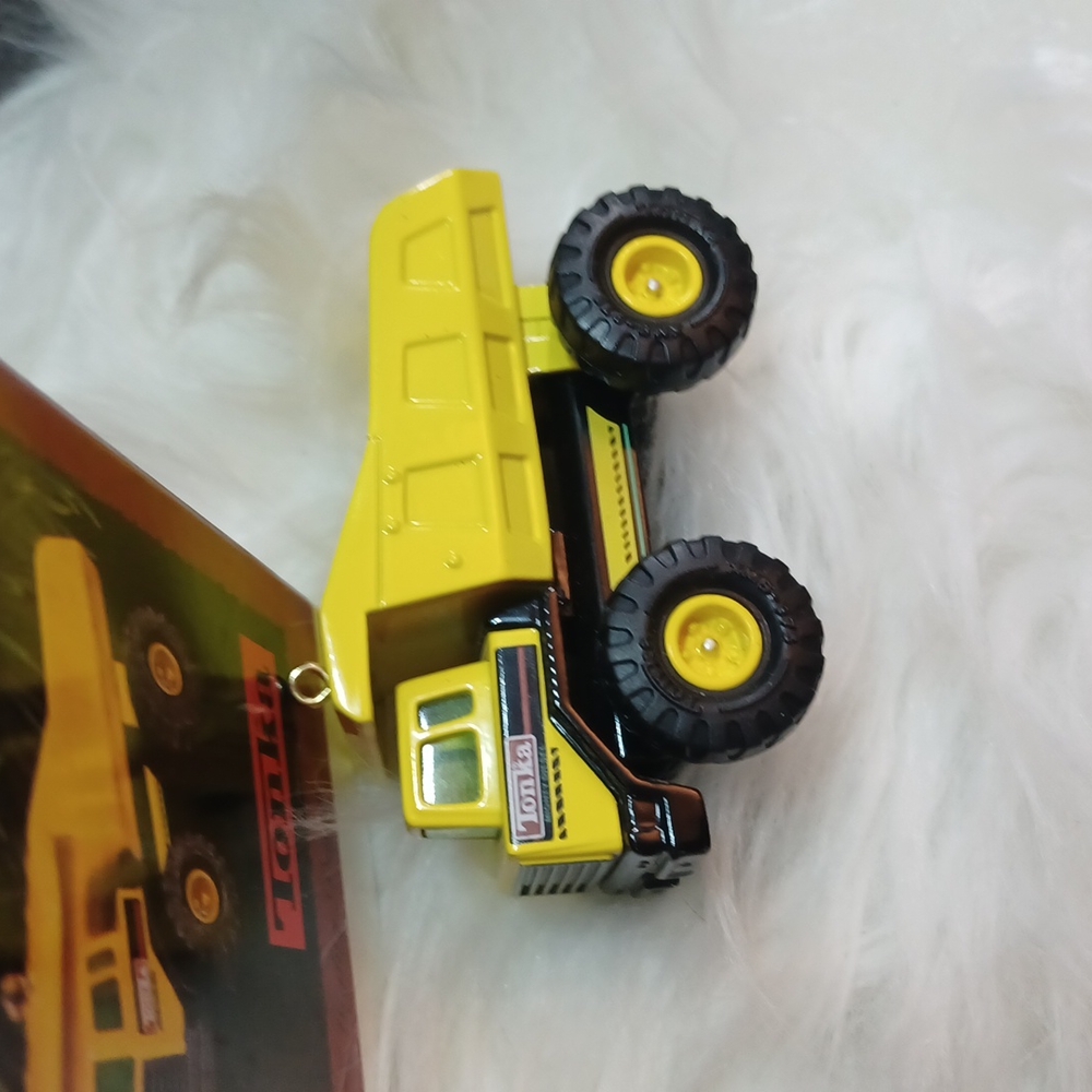 Tonka Dump Truck keepsakes Hallmark 1996